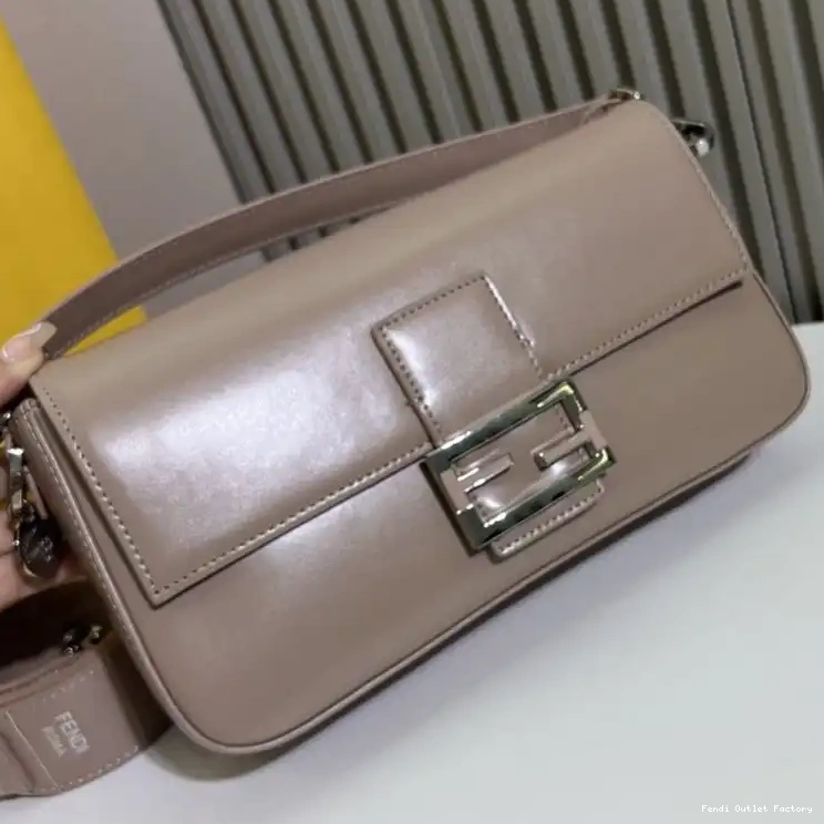 Cheap HOT Bag Medium Fendi In Tiffany Khaki Baguette Smooth Leather 0701